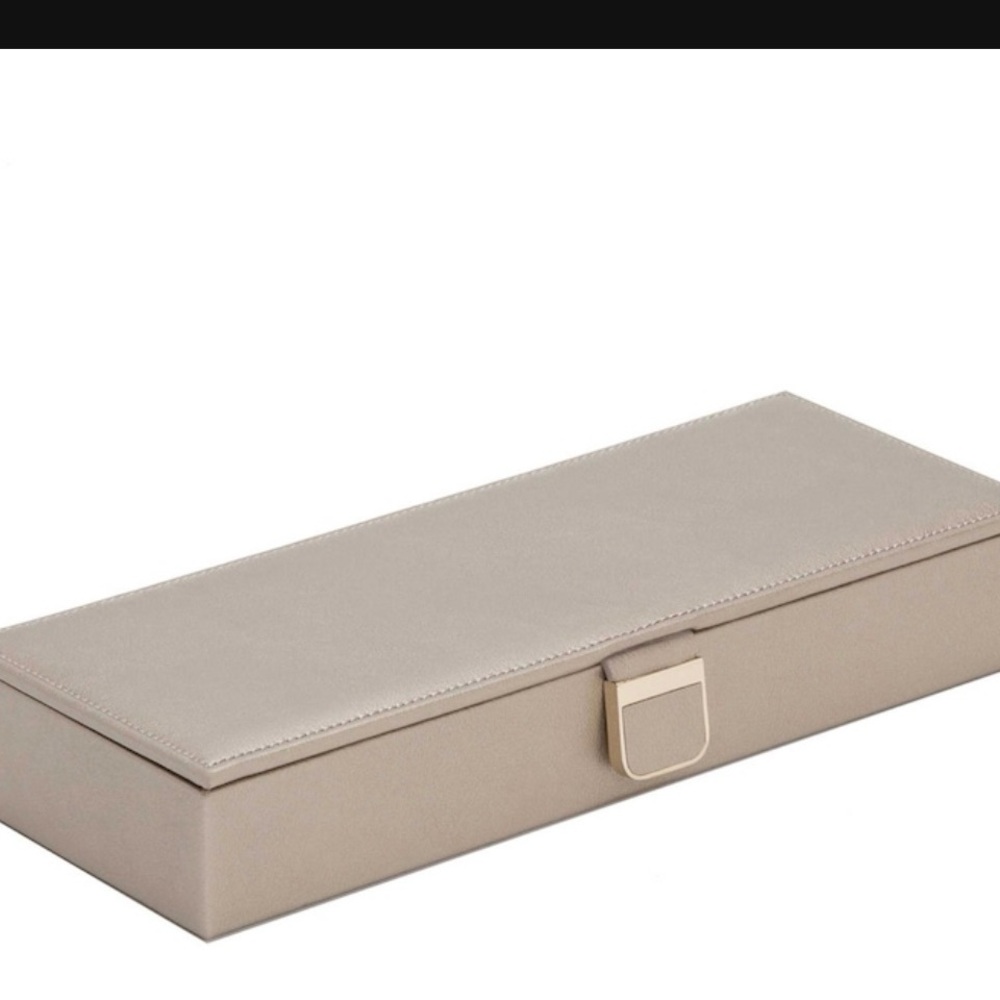 Moving 5/15 ‼️ $125 WOLF Taupe safe deposit travel jewelry box bundle and save!